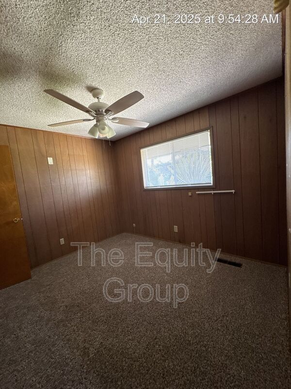 Building Photo - 5342 Avenue 280