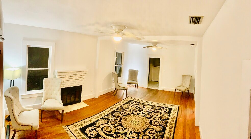 Building Photo - 1108 22nd St W