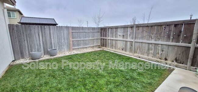 Building Photo - 2397 Sheldon Dr