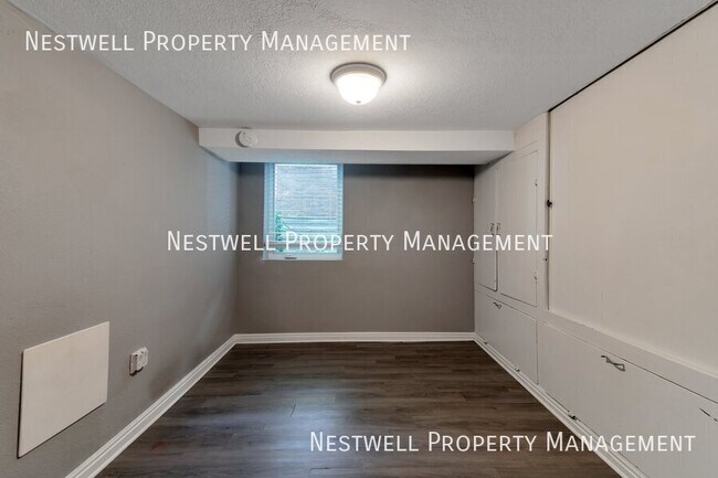 Building Photo - 1160 E 500 S