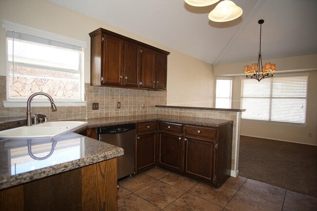 Building Photo - 2045 Pueblo Nuevo Cir