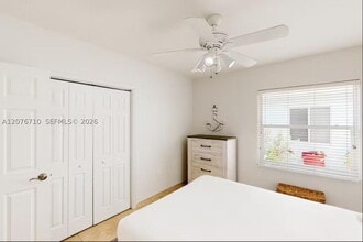 Building Photo - 360 3rd St