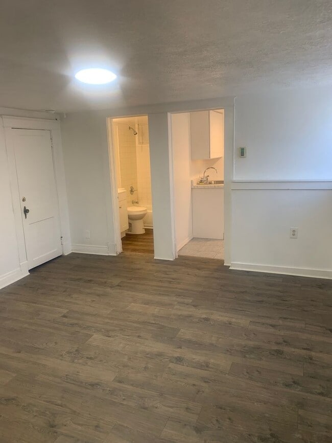 Building Photo - 8014 Harford Rd