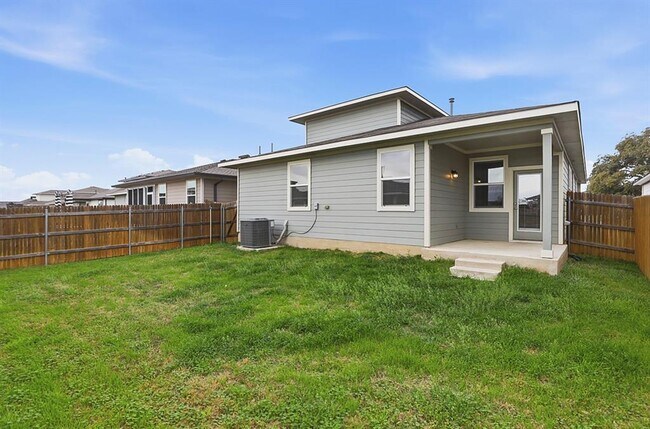 Building Photo - 220 Century Plant Rd