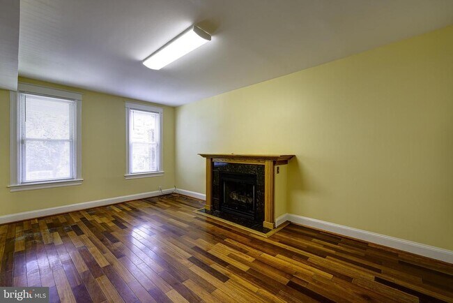 Building Photo - 5518 13th St NW