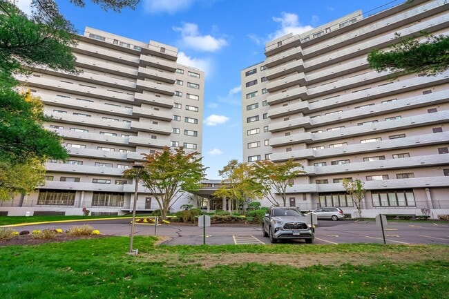 Building Photo - Bridgeport