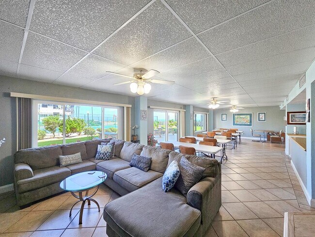 Building Photo - 3600 S Ocean Shore Blvd