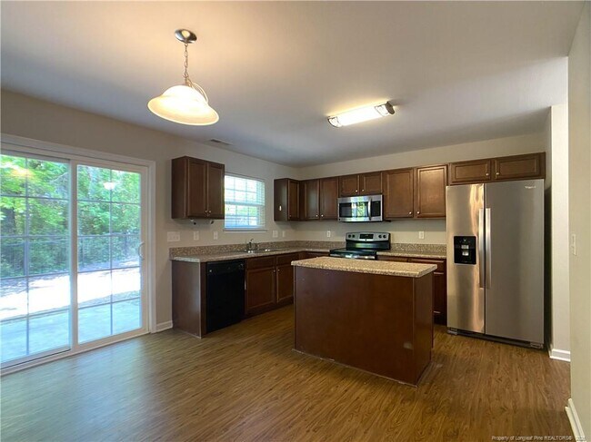 Building Photo - 364 Crane Way