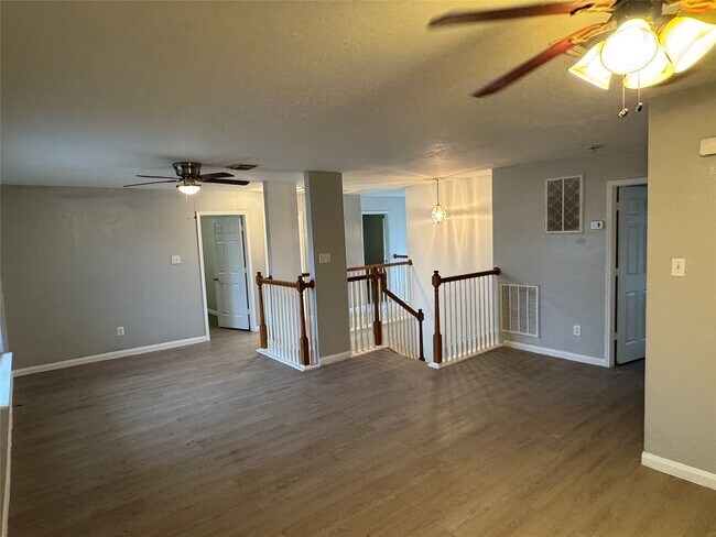 Building Photo - 4018 Longway Estates Ct