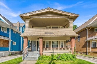 Building Photo - 414 E 148th St