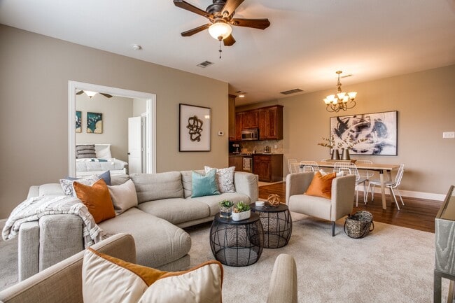 Building Photo - Furnished Two-Bedroom on Halcyon Place | Old East Dallas