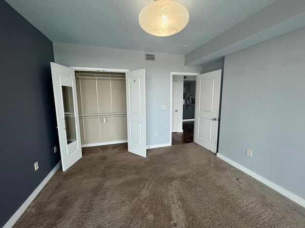 Building Photo - 3338 Peachtree Rd NE