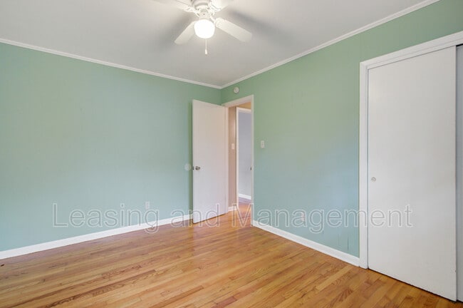 Building Photo - 408 Cleveland St