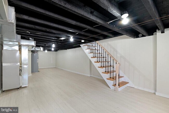 Building Photo - 1626 S 24th St