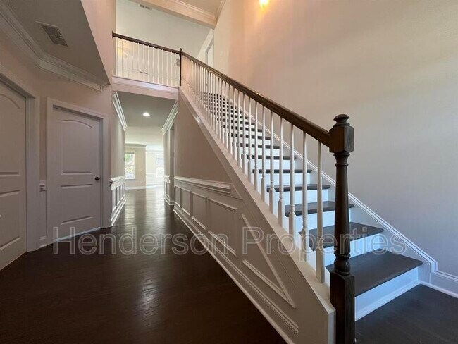 Building Photo - 17027 Challory Gln Wy