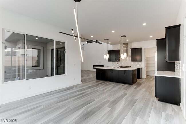 Building Photo - 10312 Jade Point Dr