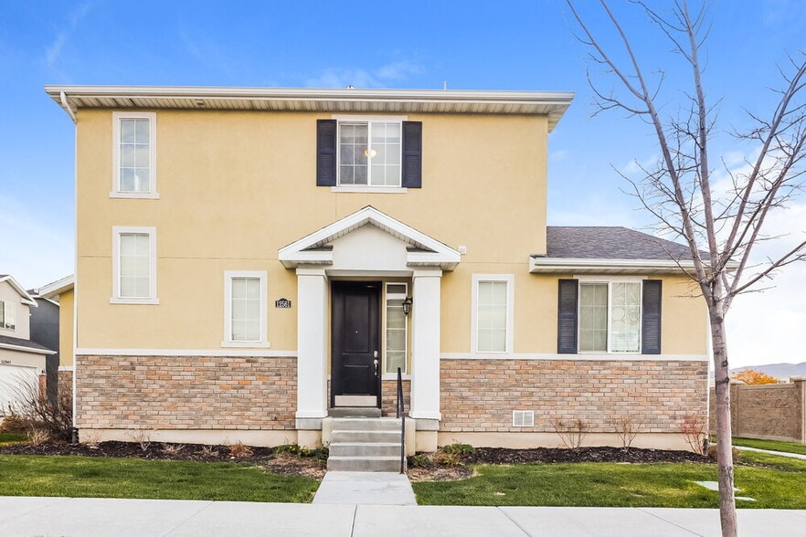 Primary Photo - 12561 S Kimber Ln