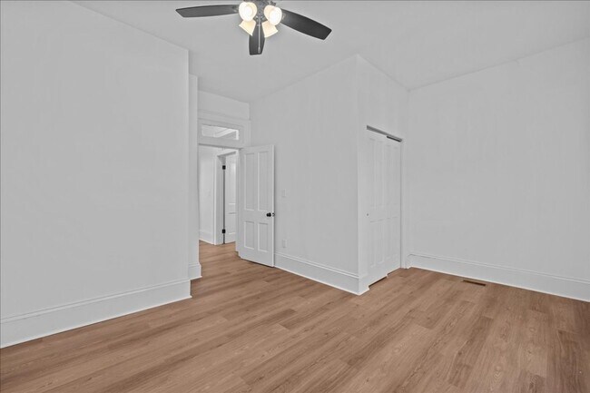 Building Photo - 258 Maryland Ave