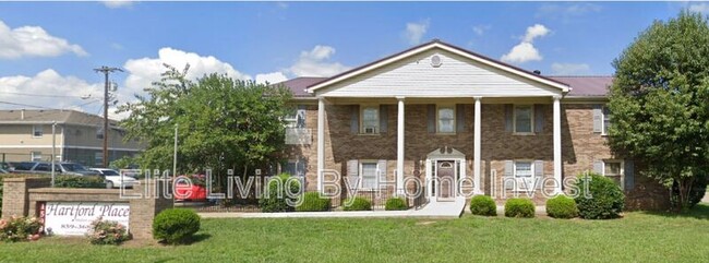 Primary Photo - 1590 Martha Ct