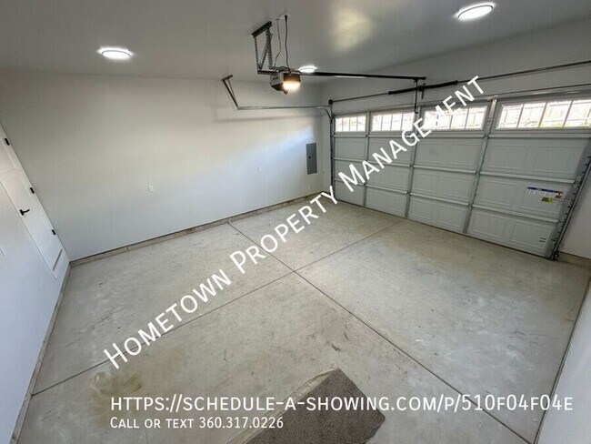 Building Photo - 2629 43rd Ln SE