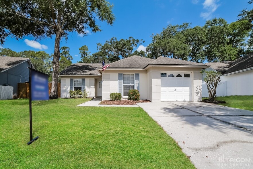 Primary Photo - 1028 Hardwood Dr