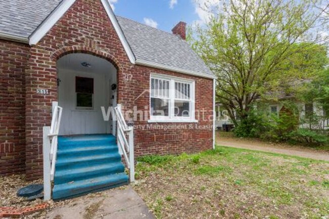 Building Photo - ***1/2 off first month's rent***