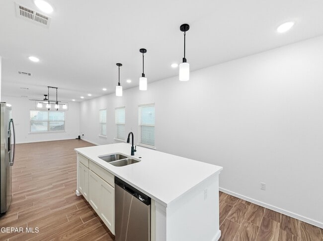 Building Photo - 15113 Ambition Ave