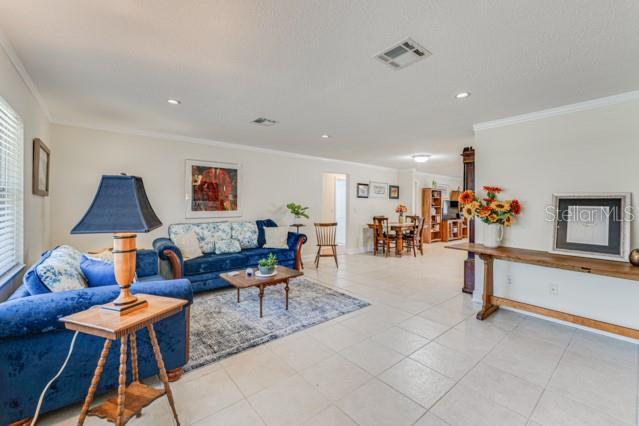 Building Photo - 13940 Joyce Dr