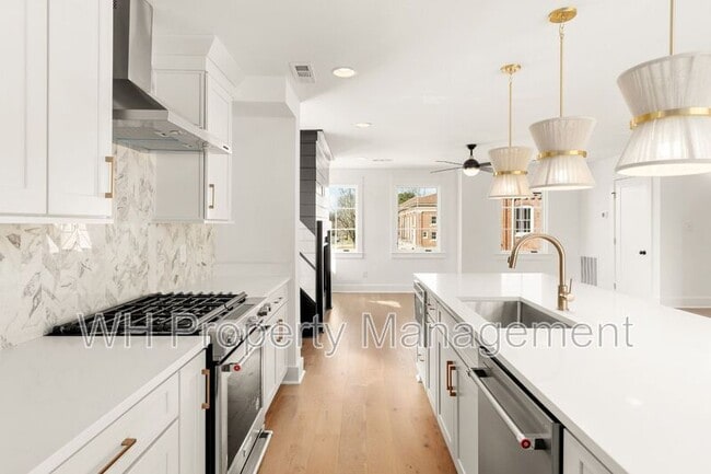 Building Photo - 500 Hobson Chapel Pl