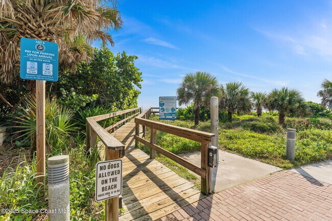 Building Photo - 1125 Jimmy Buffett Mem Hwy