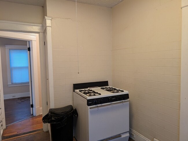 Building Photo - 3160 Meadowbrook Blvd