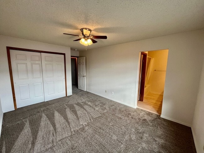 Building Photo - Beautiful 3 Bedroom Home in Sundown