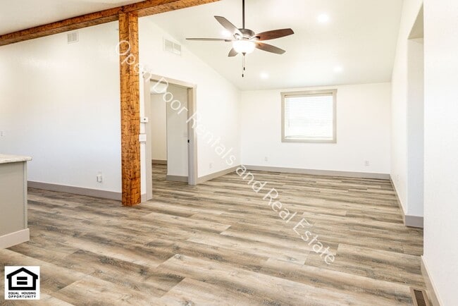 Building Photo - 4990 Co Rd 71