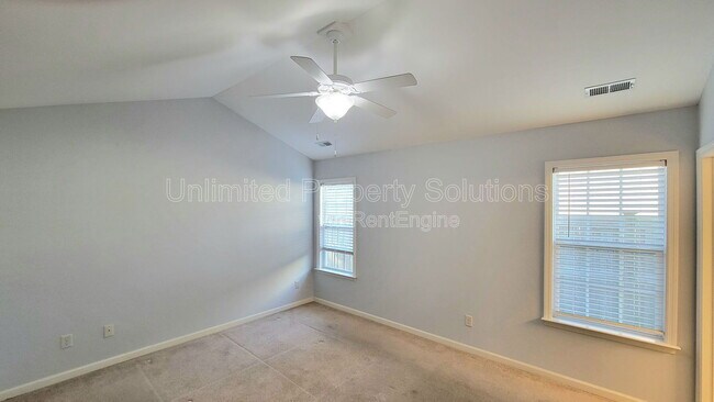 Building Photo - 226 Chambers St