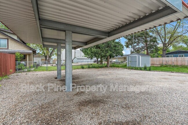 Building Photo - 4820 W.Franklin St.