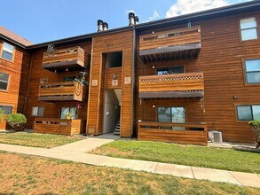 Building Photo - Green Mountain Condo with Scenic Views & Trail Access