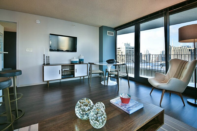 Building Photo - 235 N Columbus Dr