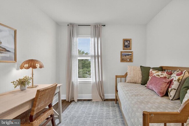 Building Photo - 37 Wisdom Ln