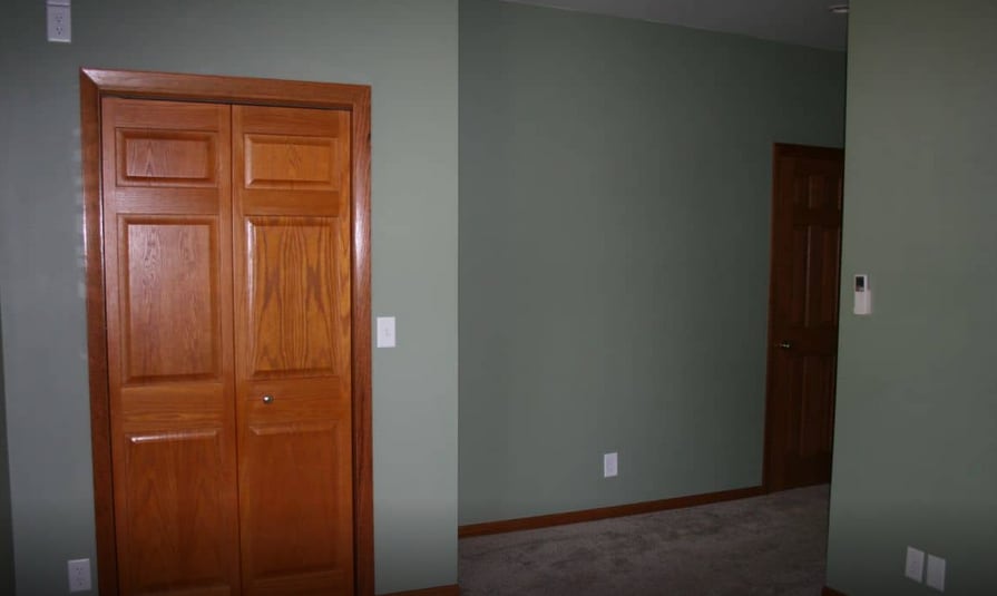Bedroom - 421 E Sanborn St