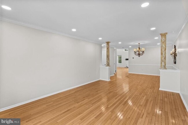 Building Photo - 14 Hearthstone Ln