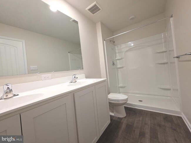 Building Photo - 424 Ridgely Blvd