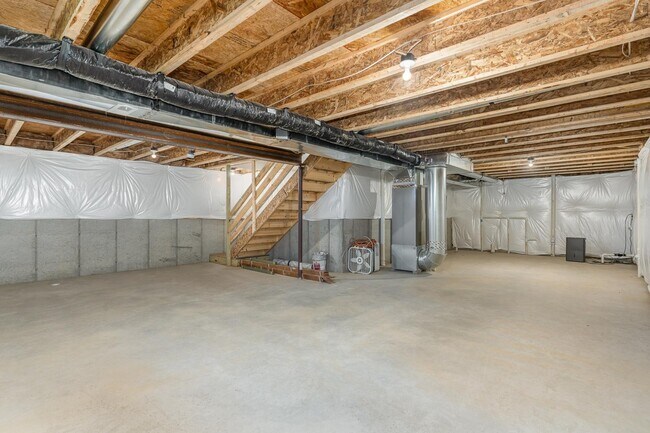 Building Photo - 620 Hogrefe Rd