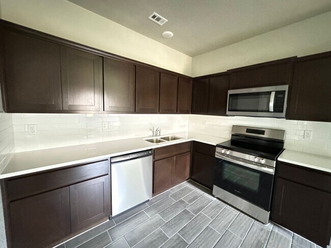 Building Photo - 1616 Indian Trail