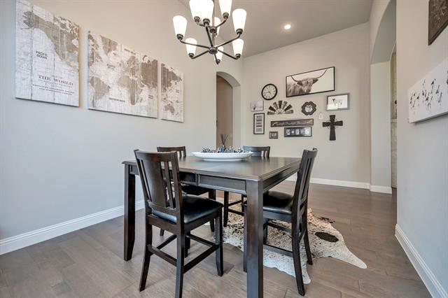 Building Photo - 1129 Highpoint Way