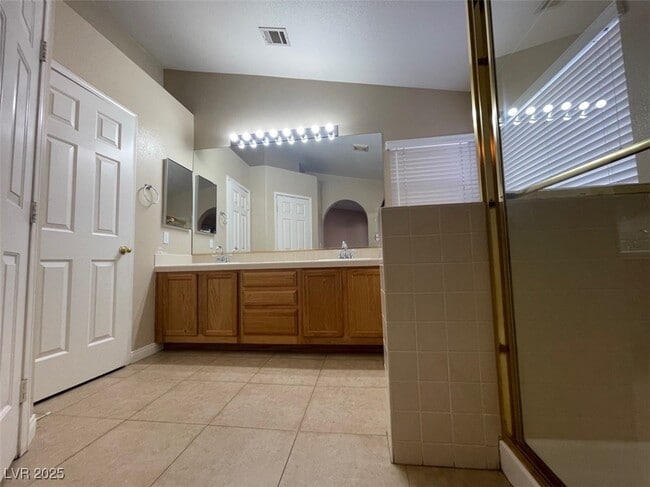 Building Photo - 5728 Owl Butte Ct