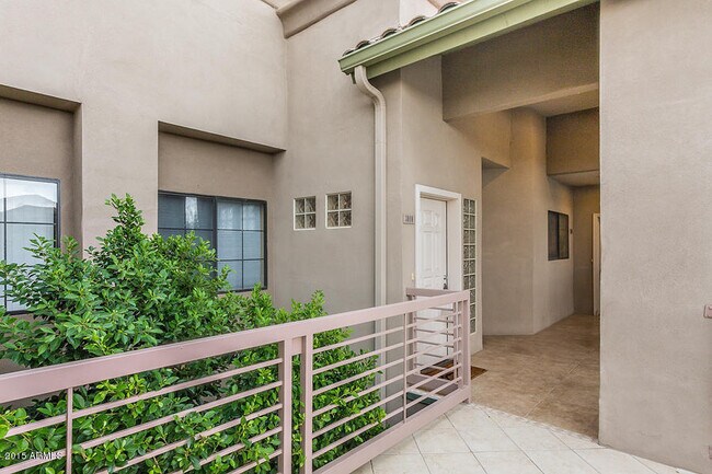 Building Photo - 7609 E Indian Bend Rd