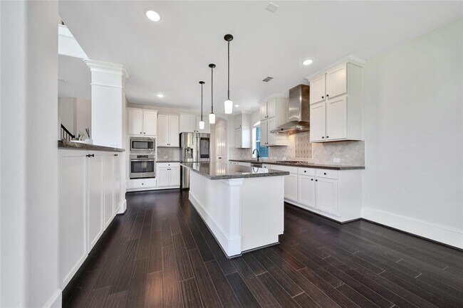 Building Photo - 6707 Birchwood Bend Ct