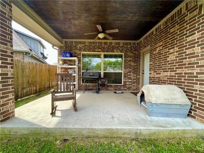 Building Photo - 4281 Rock Bend Dr
