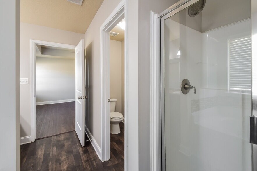 Building Photo - 8759 Kimberly Dawn Dr