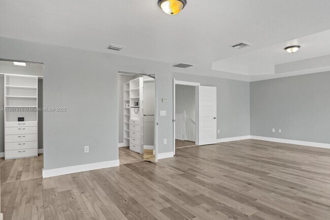 Building Photo - 4376 SW 179th Way